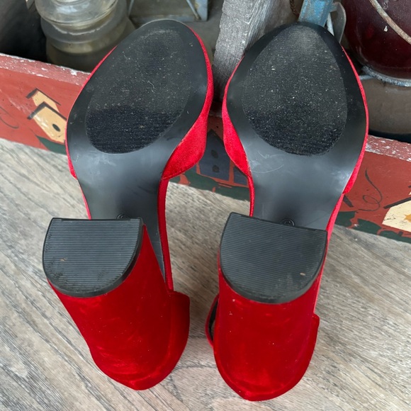 Metaphore Red Velvet Ankle Strap Chunky Heels - Picture 7 of 7